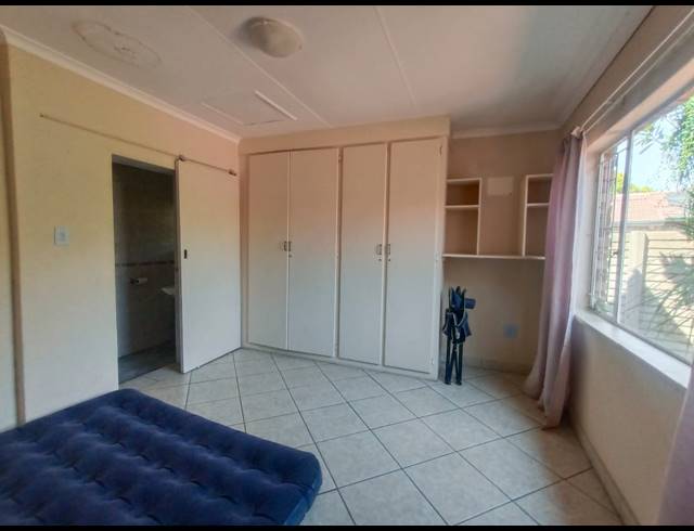 4 BEDROOM HOUSE FOR SALE IN VANDERBIJLPARK SE 3
